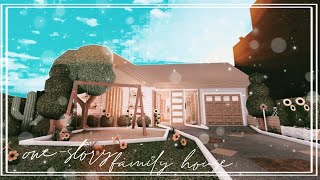 BLOXBURG Affordable Modern Home Speedbuild  Roblox House Build [upl. by Anwahsak]