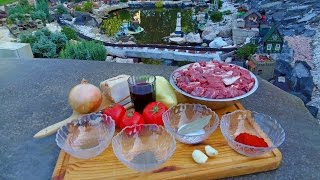 Vörösboros marhalábszár pörkölt Beef stew in red wineRindergulasch in Rotwein [upl. by Eillak]