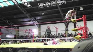 Fighting Cholitas in La Paz Bolivia Women Wrestling [upl. by Bibby]