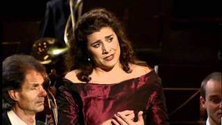 Cecilia Bartoli  Mozart  Giunse alfin il momento  Al desio di chi tadora [upl. by Nhepets]