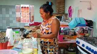 MARIA SORRIDENTE NOS PREPAROU UM DELICIOSO CAFÉ E MOSTROU SEU PROJETO PARA CRIAR GALINHAS [upl. by Gati]