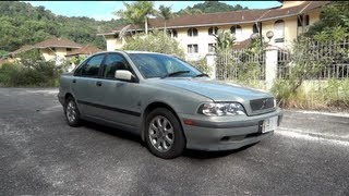 2000 Volvo S40 20 StartUp Full Vehicle Tour and Quick Drive [upl. by Wurster]