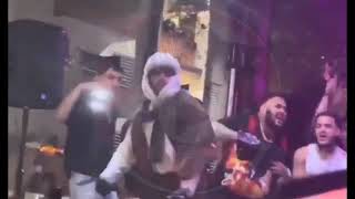 Bad Bunny sorprende a todos y le tira Anuel AA desde el Party de Navidad Llorens Torres PuertoRico [upl. by Kass]