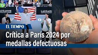 Atleta de EE UU muestra el deterioro de su medalla Parece que fue a la guerra  El Tiempo [upl. by Esnofla]