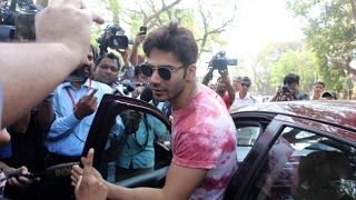 BMC Polls 2017 Varun Dhawan’s name goes missing from the voters’ list [upl. by Mia]