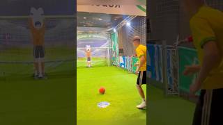 How These Robot Goalkeeper Works😱 facts [upl. by Htidirem]