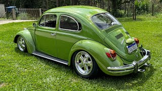 Fusca 1972 na desejada cor verde Guarujá montado nas Fuchs 16” configuração de tirar o fôlego [upl. by Eimot]