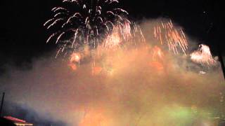 Marina Bay Singapore Countdown 2016 Fireworks [upl. by Rezzani]