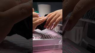 Haciendo una manicura rusa  preparación de uñas [upl. by Eillit714]