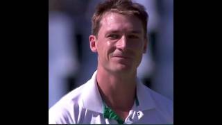 Dale Steyn Sets Up Sachin Tendulkar With Amazing Inswing Delivery [upl. by Elohcan]