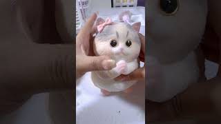 Does it resemble a real cat squishable cute squishy pets squishys cuteanimal cutecat [upl. by Nilpik]