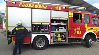 Holzhütte brennt Jugendfeuerwehr Hofheim Taunus löscht eine kleine brennende Hütte [upl. by Claribel]