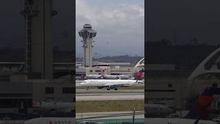 Delta Airlines Airbus A321 shorts planespotting airplane [upl. by Eimar]