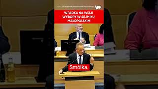 Wybuchli śmiechem Wpadka na wizji Wybory w Sejmiku małopolskim [upl. by Monie]