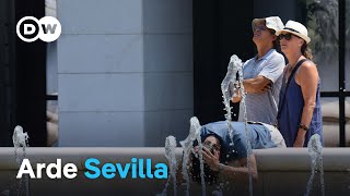 La respuesta de los sevillanos al calor agobiante [upl. by Eusebio897]