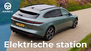 NIO ET5 Touring 2024  Gelikte stationwagen met pit  AutoRAI TV [upl. by Neneek]