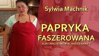 Papryka faszerowana nadziewana pieczarkami i mięsem [upl. by Enitnemelc98]