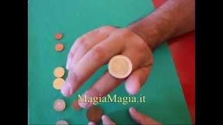 Moneta sulle dita 1°parteMagia Spiegazione tutorial The Knuckle Roll [upl. by Welcome]