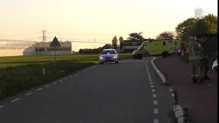 Fietser raakt ernstig gewond aan hoofd op Achterdijk in Vierpolders Video Duivestein [upl. by Durward]