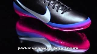 Nike Football Cristiano Ronaldo Kollektion Designer Interview [upl. by Annuahs]