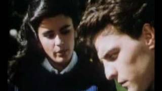 Temblando  Hombres G escenas de Devuélveme a mi chica 1987 [upl. by Derrej]