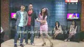 4m makin malam makin mantap Segment pertama 2009 08 10 [upl. by Rodablas]