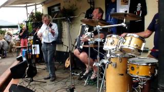 Somerset PaddiesThe Tractor Song Silverton2015 [upl. by Clintock]