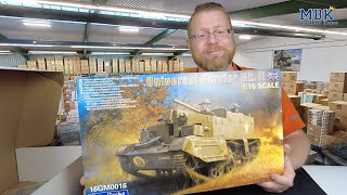 MBK packt aus SPEZIAL  116 Universal Carrier MkII Gecko 16GM0016 [upl. by Keene]