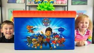 HUGE Paw Patrol Surprise Present from Santa Claus Christmas Toys for Boys Blind Bags Kinder Playtime [upl. by Kelly]