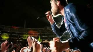 Jovanotti  Lombelico del mondo dal DVD quotBackup Tour 2013quot [upl. by Carolynn]