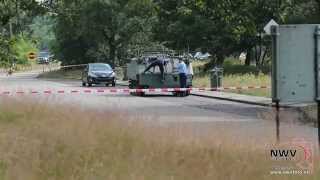 Gestolen militair YPR pantservoertuig joyriding op snelweg de A28 t Harde [upl. by Keenan128]