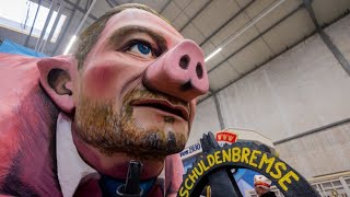 Köln Das sind die Wagen für den Rosenmontagsumzug [upl. by Ngo]