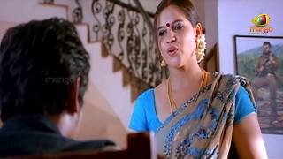 Jeeva looking at an aunty  Simham Puli Movie Scenes  Santhanam  Divya Spandana  Honey Rose [upl. by Smitt655]