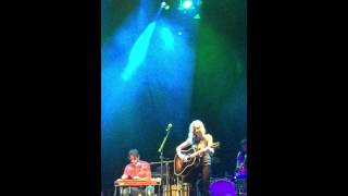 Sheryl Crow At The Kaaboo festival Singing Strong Enough 91815 [upl. by Saduj401]