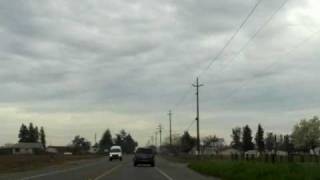 Sierra Nevada Foothills Highway 63 south Through Visalia California Drivelapse [upl. by Latoya]