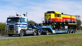 Australian Road Train  Hi Haul Kenworth K104B and CRLs 4911 [upl. by Reivaj713]