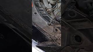 How to adjust headlight audi q5 [upl. by Pillow]