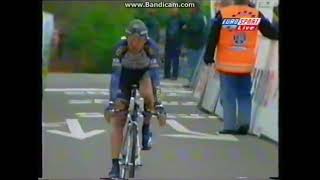 Tour de Romandie 1998  Prologue  Laurent Dufaux trop rapide dans les rues de Rheinfelden [upl. by Aniara]