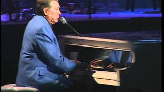 Mickey Gilley quotRoomful Of Rosesquot Live 2008 [upl. by Adnohsar]