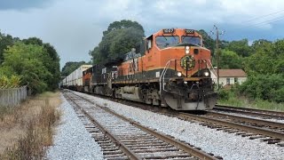 HD BNSF 1007 leads CSX S18419 in Newnan GA [upl. by Annayak]