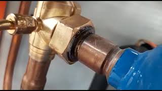 scroll compressor gas leakages at rotolock valve [upl. by Blanchette876]