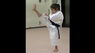 高野万優 6 years old karate kid practice heian yondan kata sorts karateshorts [upl. by Tacita]