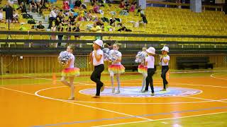 Mażoretki Tarnobrzeg  mini formacja mix Majorettes [upl. by Ysiad223]