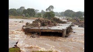 Cyclone relief efforts ramp up in flooded Southern Africa [upl. by Naoh]