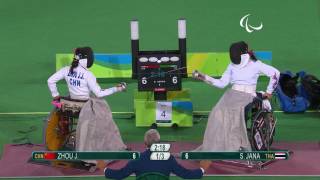 Wheelchair FencingJANA v ZHOU Womens Individual Épée B Gold Rio 2016 Paralympic Games [upl. by Brenza169]