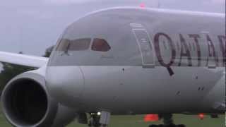 Qatar Airways Boeing 787 Flying During Farnborough Airshow 2012 [upl. by Rowe]