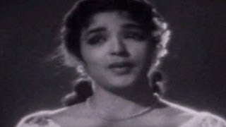 Mausam Lehra Gaya  Asha Bhosle Mohd Rafi Picnic Song [upl. by Rolecnahc]