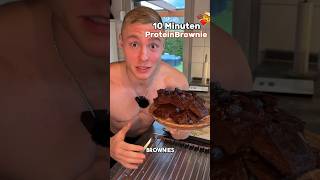 10 Minuten Protein Brownie einfach und schnell gemacht✅💪🏻 gym rezept bodybuilding essen [upl. by Ardin103]