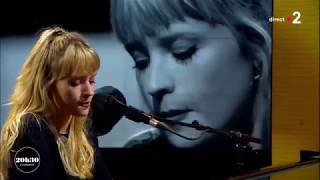 Angèle  Tout oublier Live [upl. by Raynor]