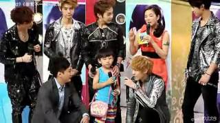 Fancam 120627 EXOM  Kris with Kids2 at Extraordinary Class [upl. by Keldah]